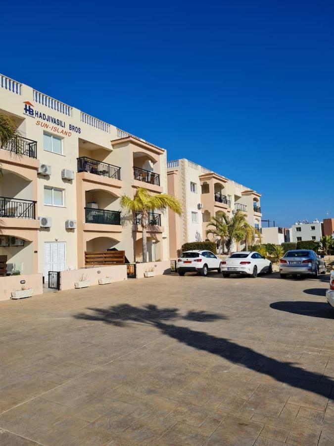 Stay Ocean Apartment Paphos Extérieur photo
