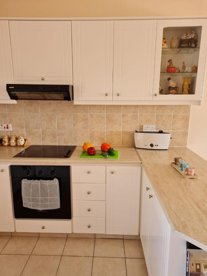 Stay Ocean Apartment Paphos Extérieur photo